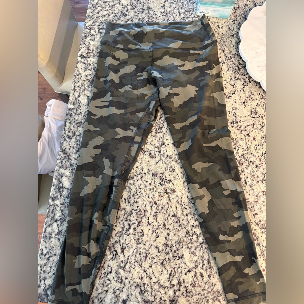 Lululemon Camouflage Align Leggings
